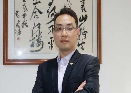 心理咨询师:冯宗侃